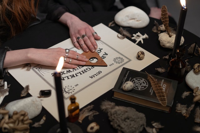 captivating mystery board game